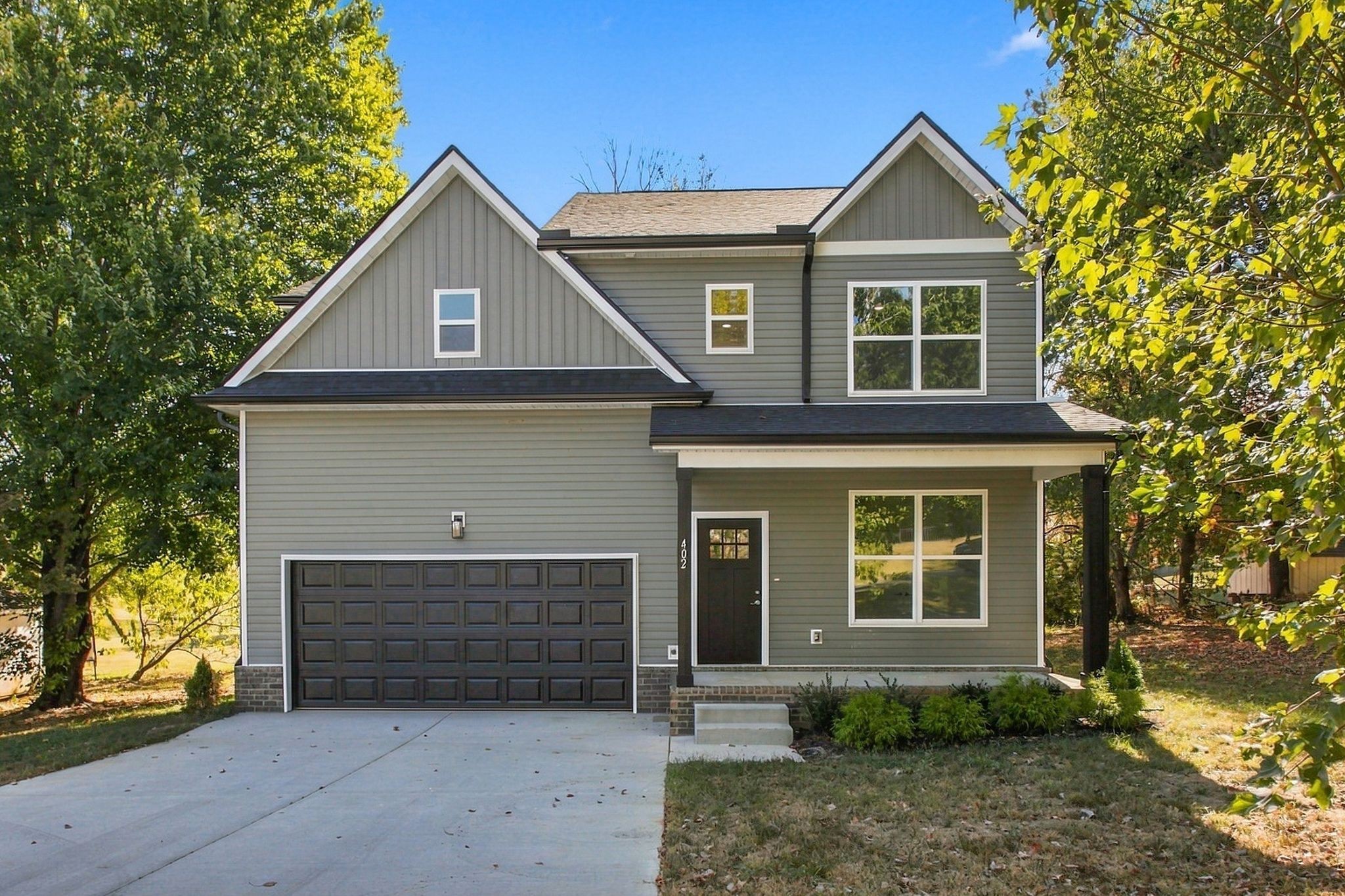 402 Forrest Dr