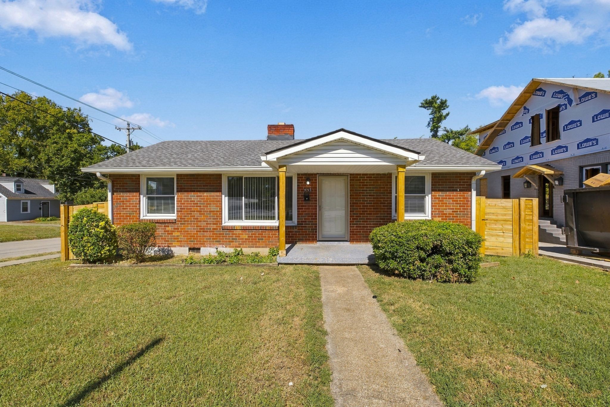 935 Seymour Ave