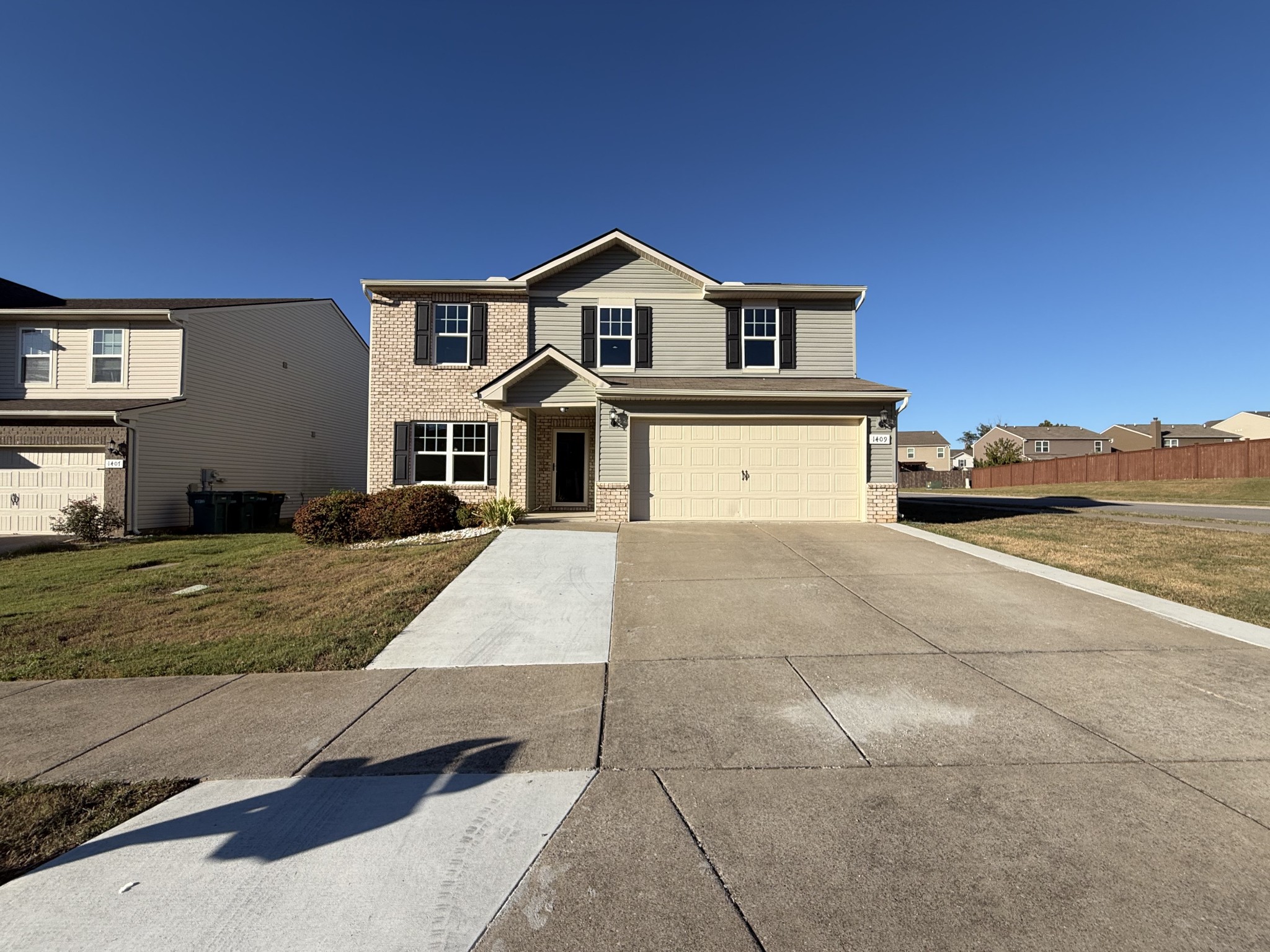 1409 Old Stone Rd
