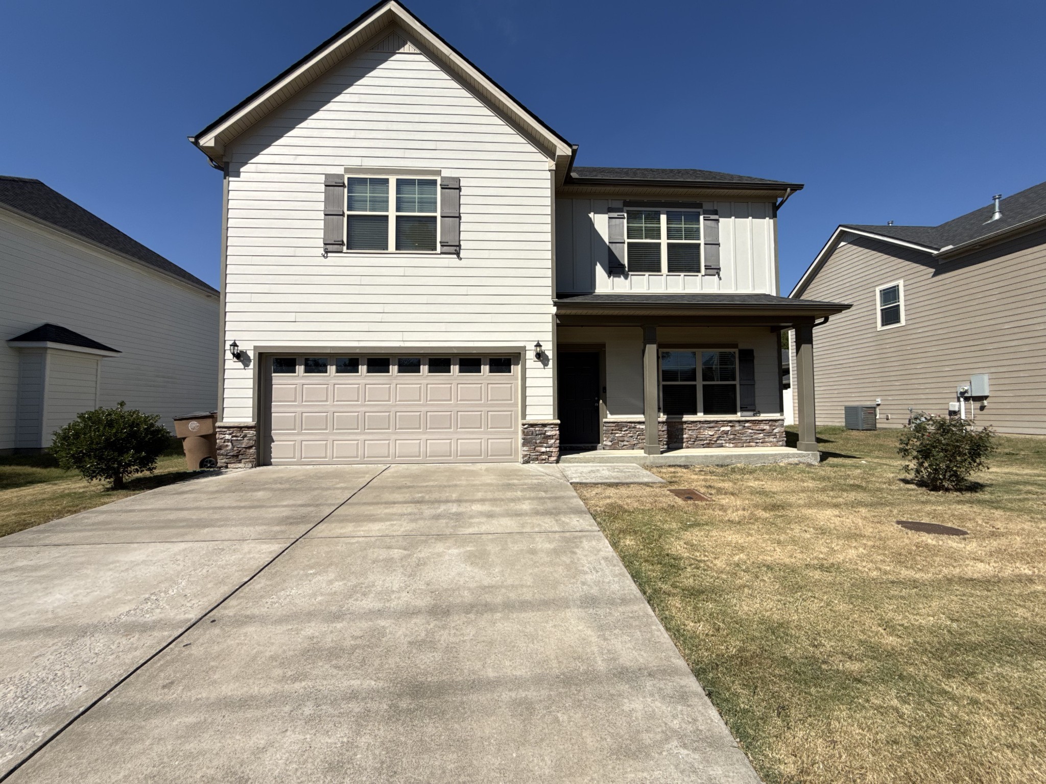 576 Green Ln