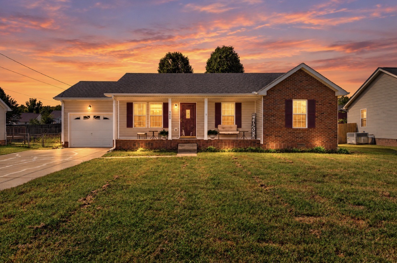 3458 Kingfisher Dr