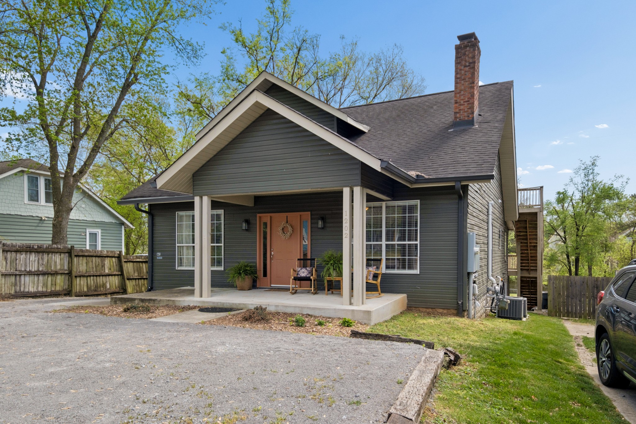 1202 Kirkland Ave
