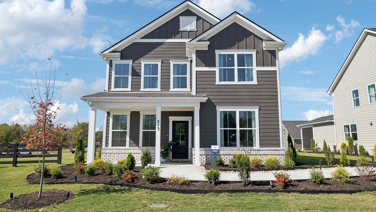 273 Harvest Point Blvd