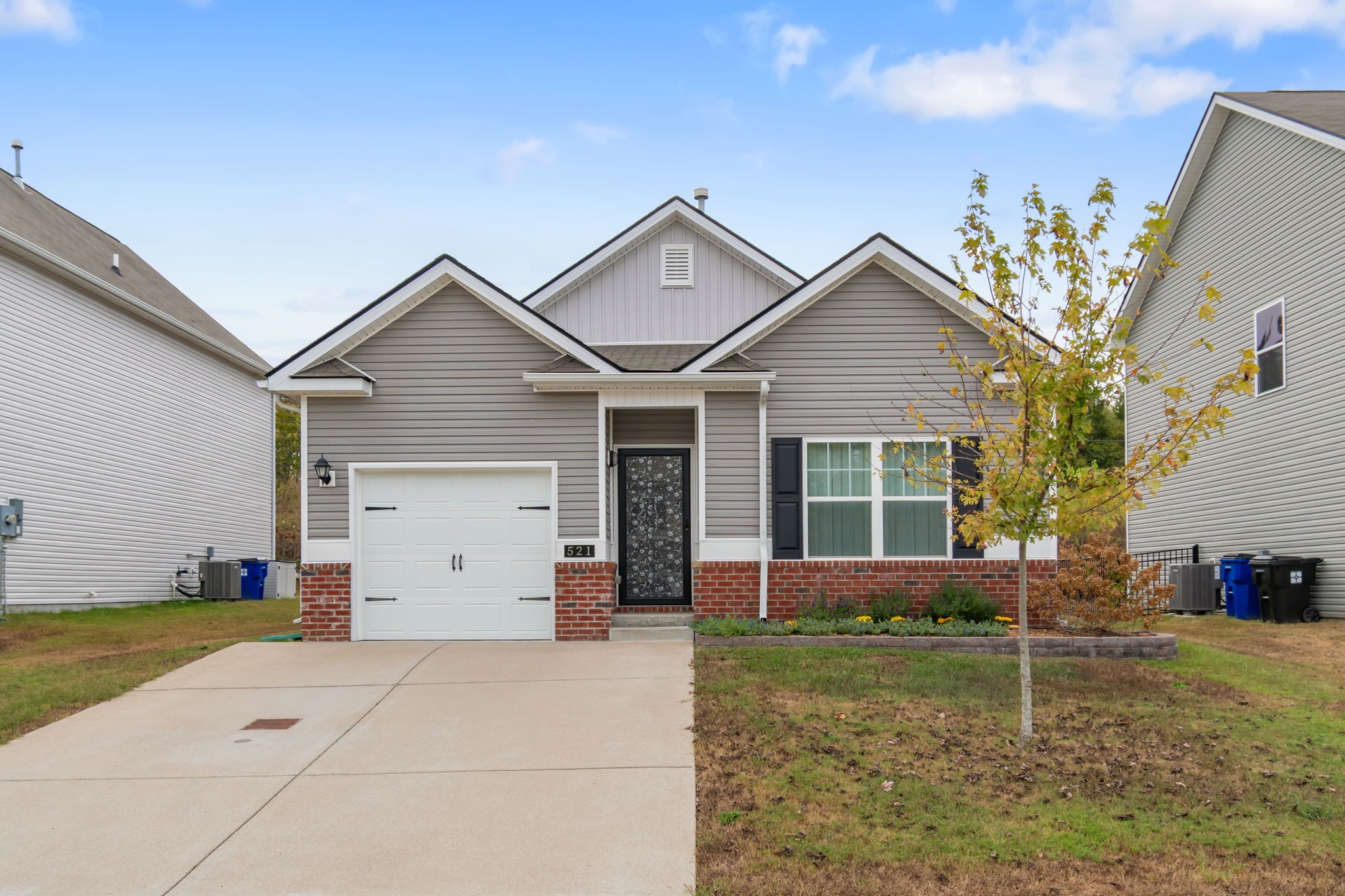 521 Burchell Ln