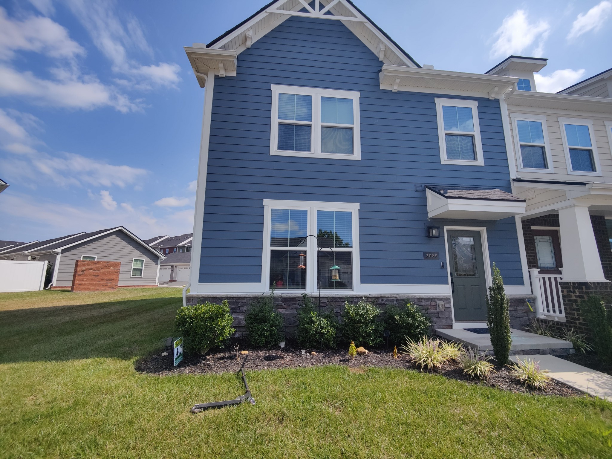 3089 Oglethorpe Dr