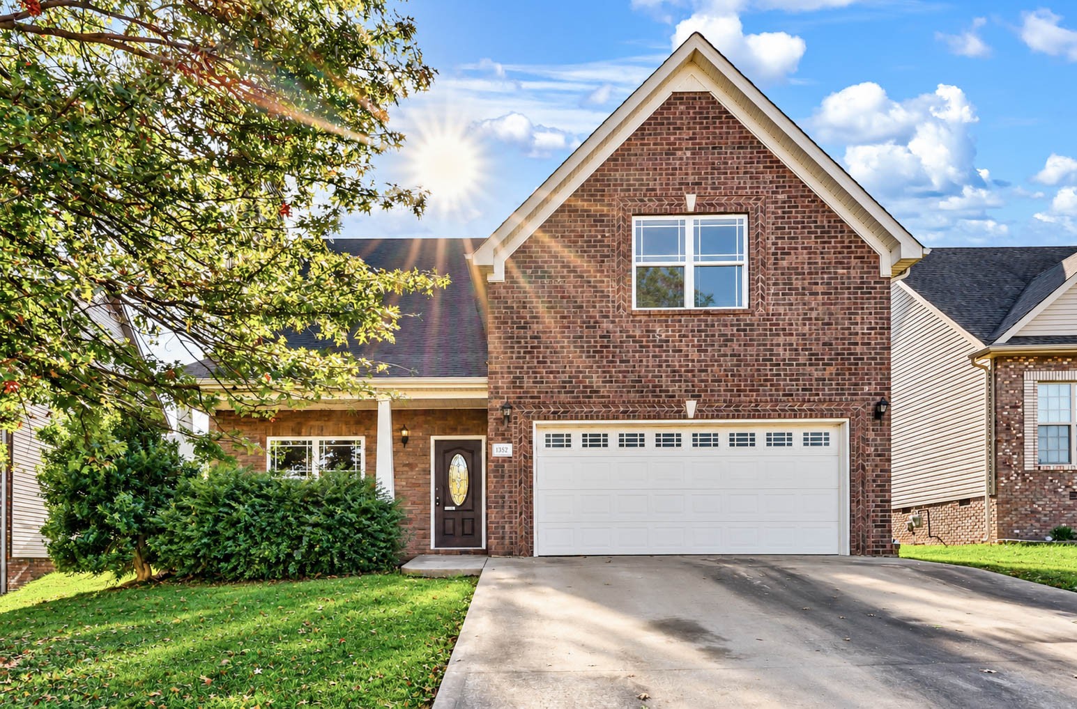 1352 Allmon Dr