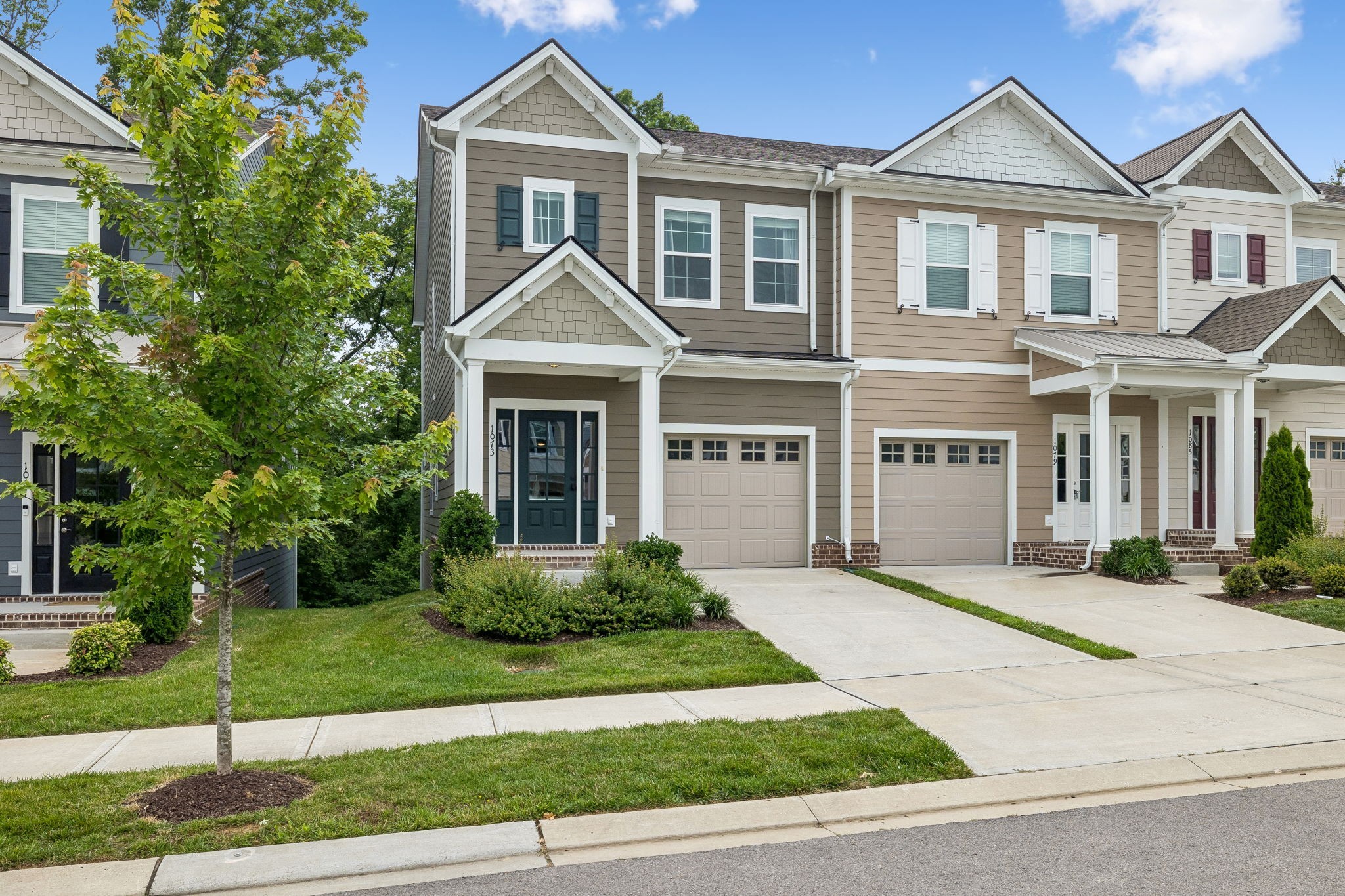 1073 Sweetleaf Dr
