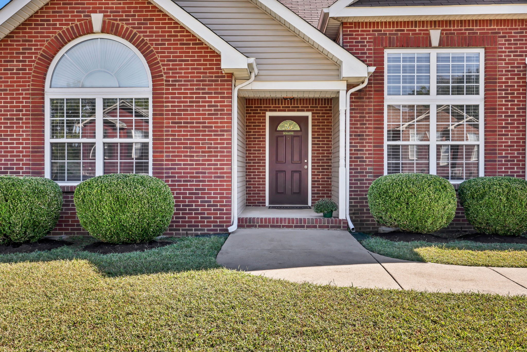 685 Superior Ln