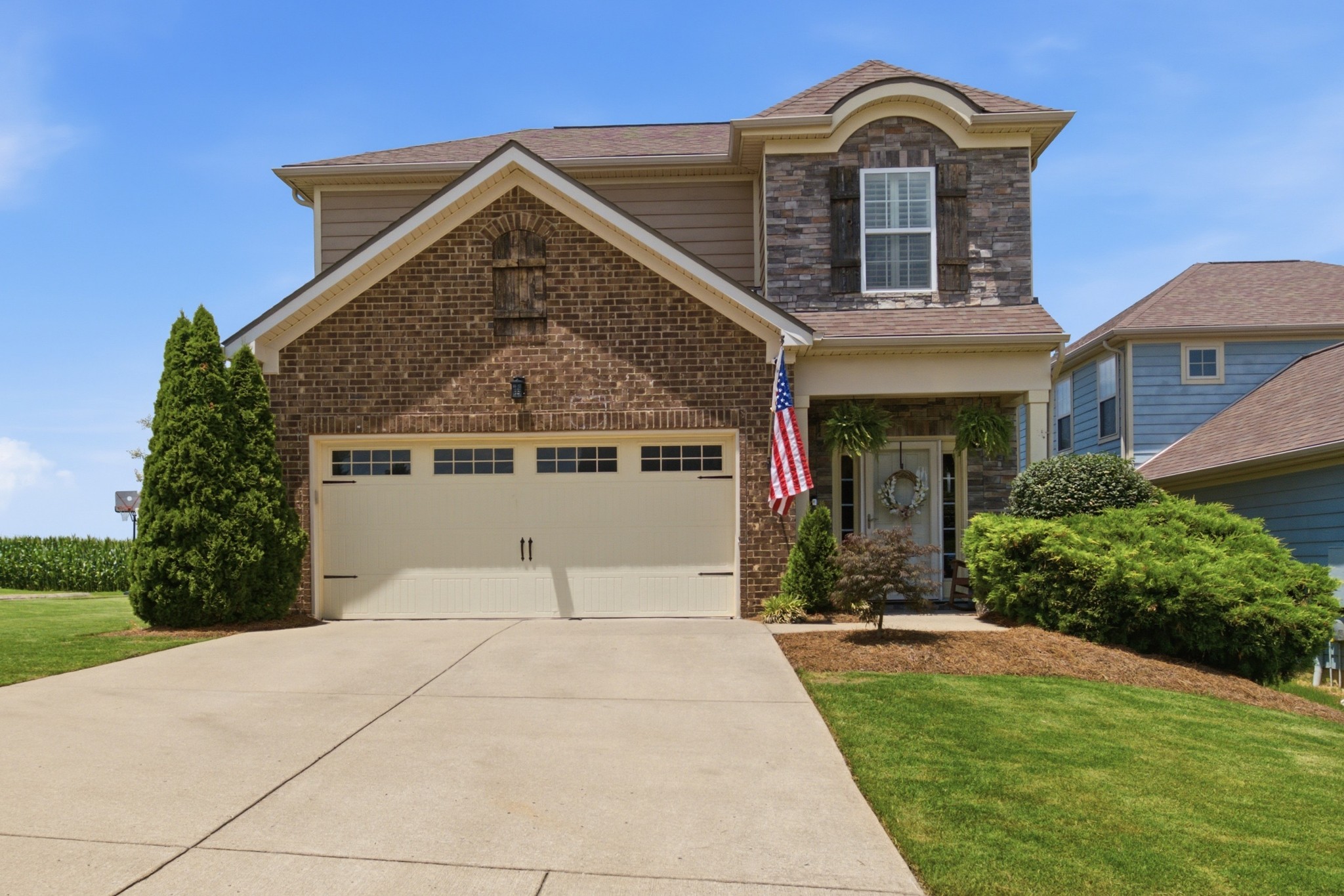 5001 Hemlock Ct
