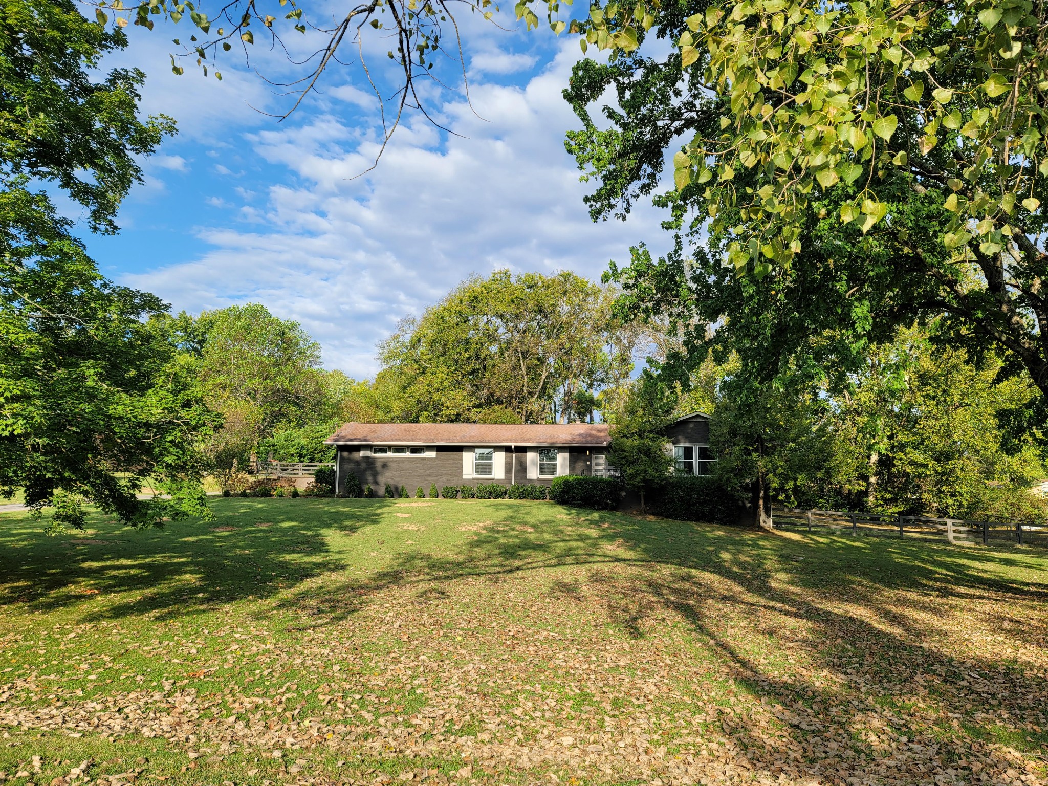 303 Arnold Rd
