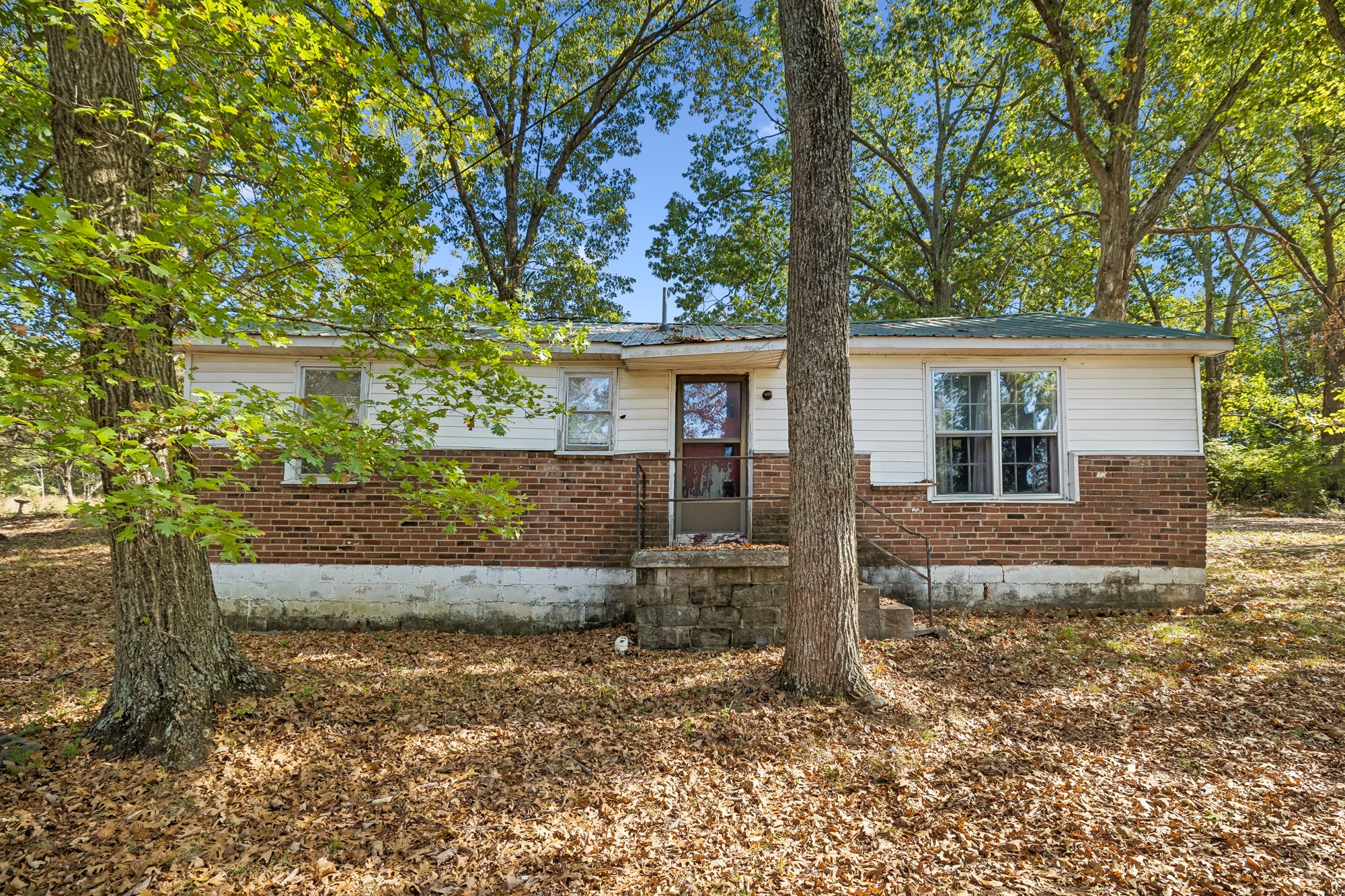 657 Old Nashville Hwy