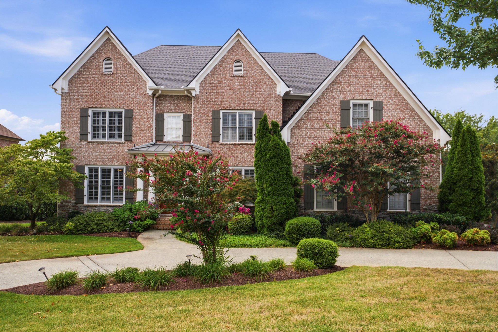 625 Calverton Ln
