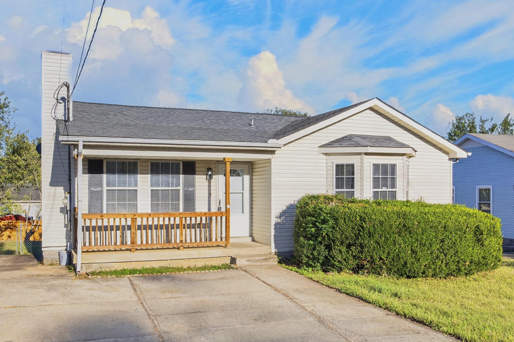 106 Natchez Ct, S