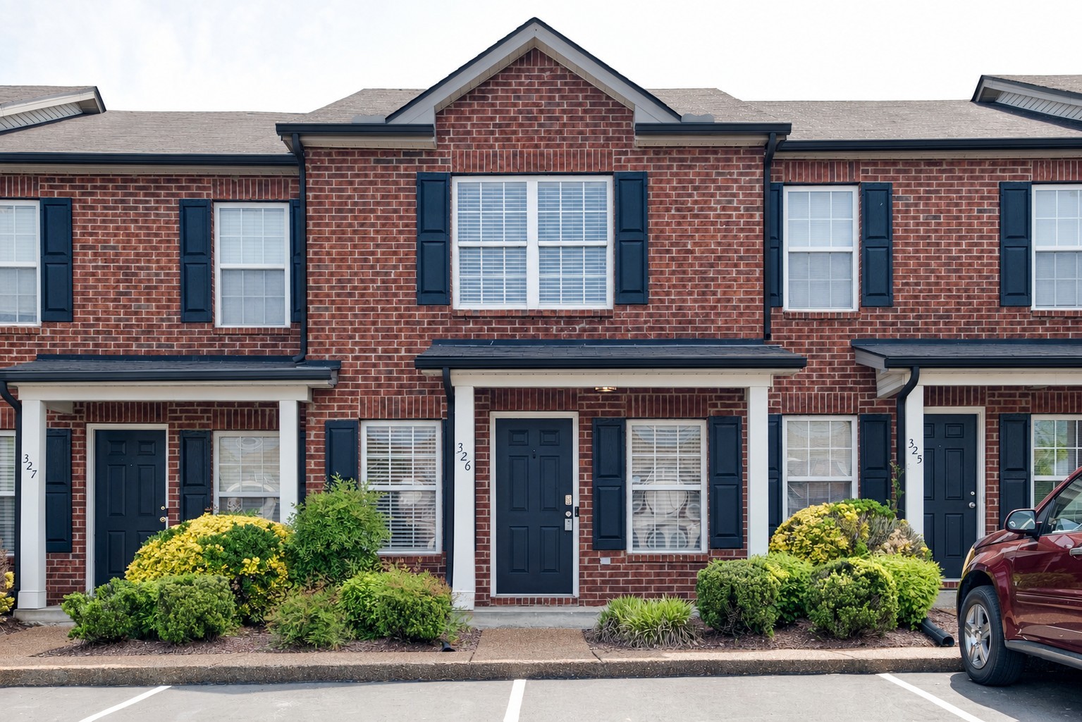 326 Stewarts Landing Cir